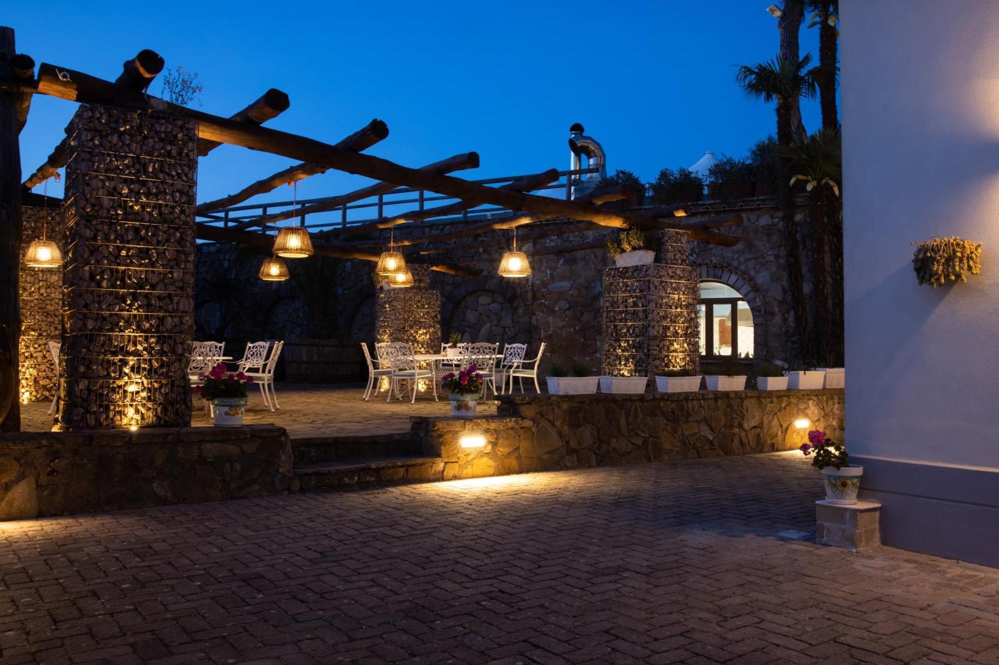 Hotel Oasi Olimpia Relais SantʼAgata sui Due Golfi Zewnętrze zdjęcie