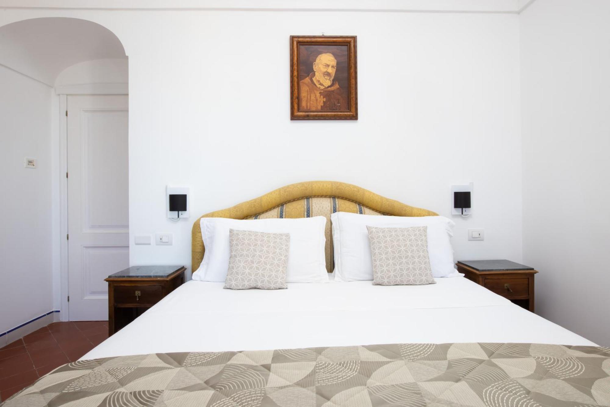Hotel Oasi Olimpia Relais SantʼAgata sui Due Golfi Zewnętrze zdjęcie