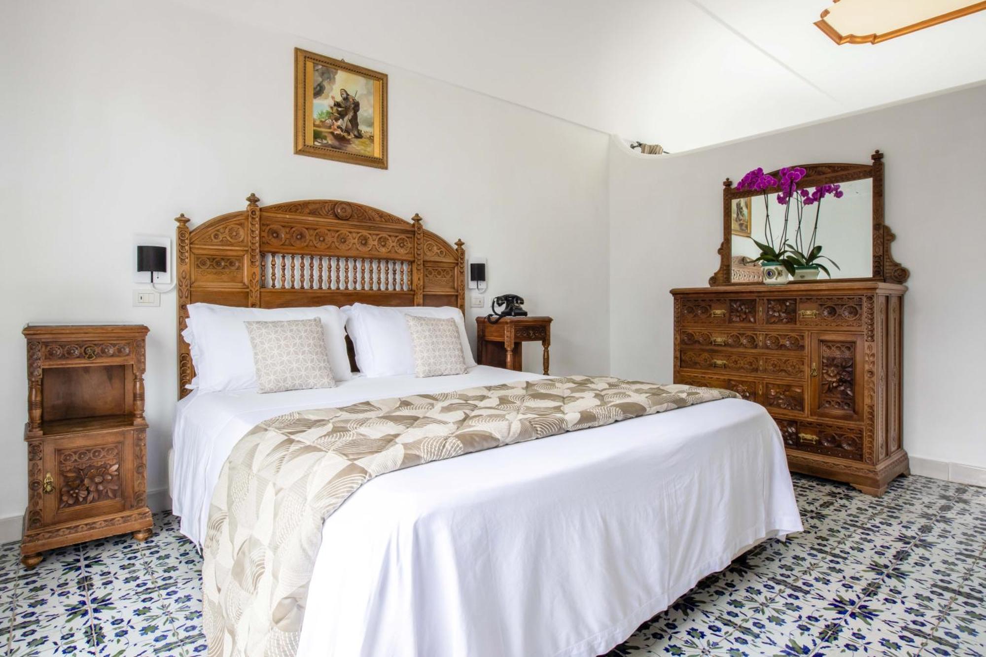 Hotel Oasi Olimpia Relais SantʼAgata sui Due Golfi Zewnętrze zdjęcie