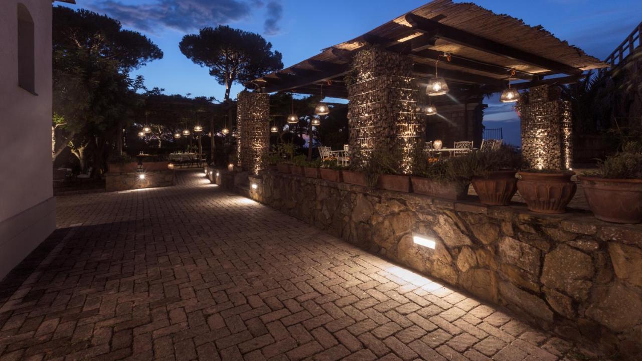Hotel Oasi Olimpia Relais SantʼAgata sui Due Golfi Zewnętrze zdjęcie